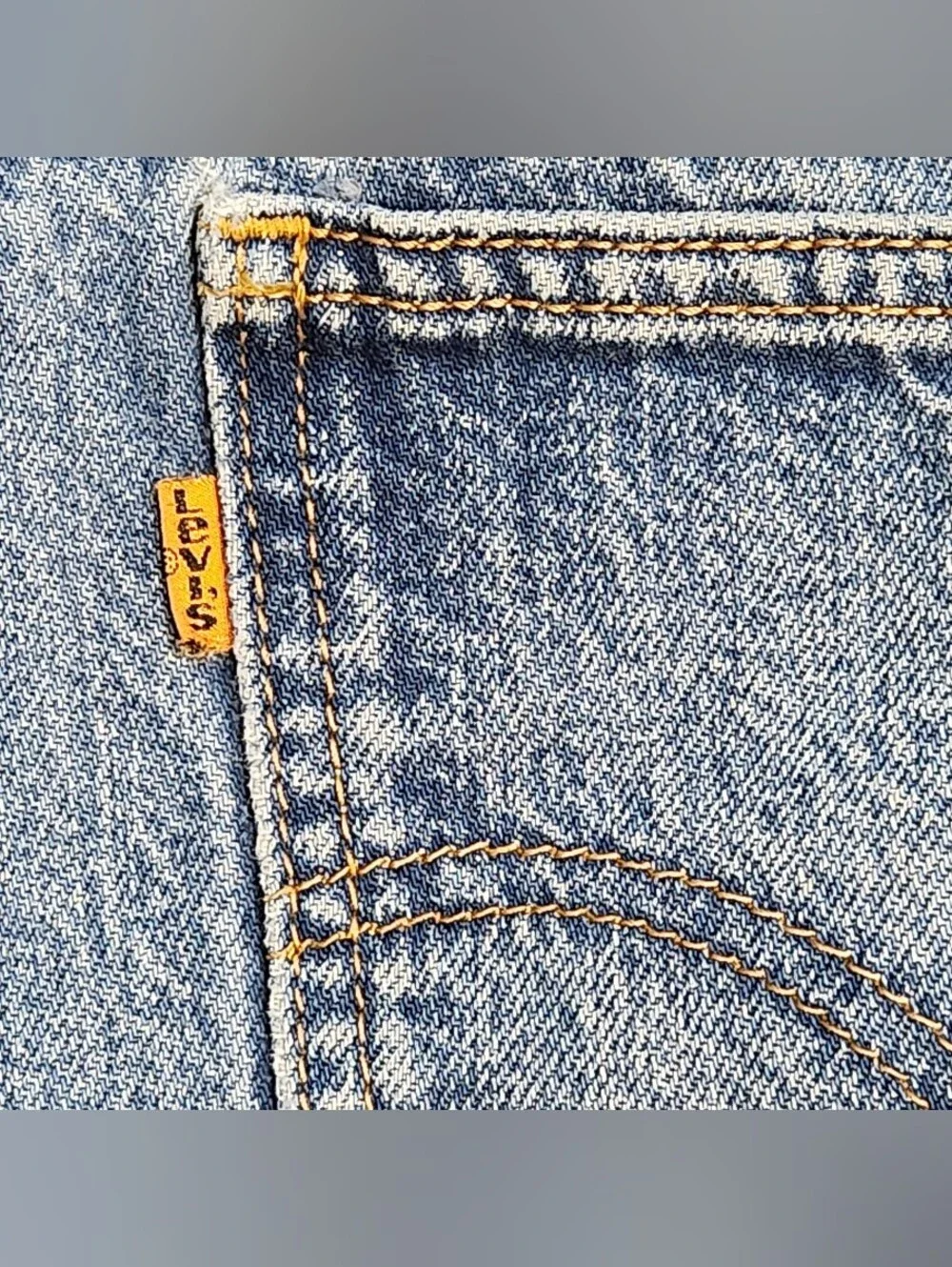 Vintage Levi's 505 Orange Tab Jeans Size 34/30